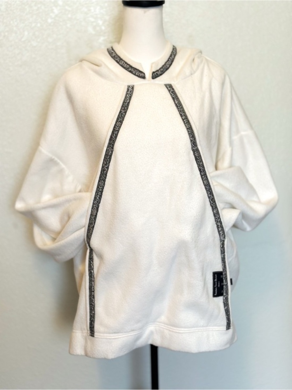 Finishing Touch Designs Alaska Native Kuspuk Qaspeq Fleece
